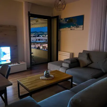 Eliot's - New Bazaar - Modern W King Bed * Tirana