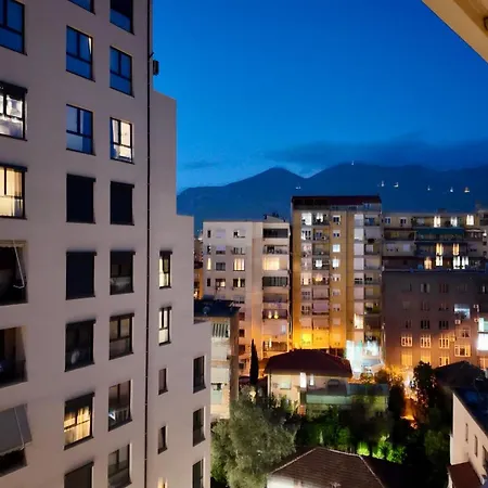 Eliot's - New Bazaar - Modern W King Bed * Tirana